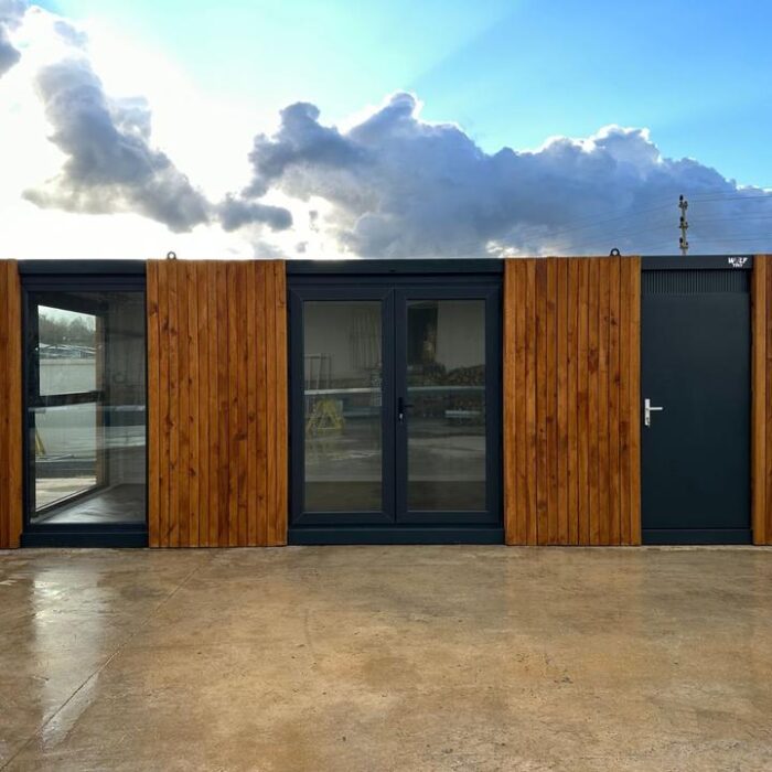 CONTENEDOR DE OFICINA 7x3