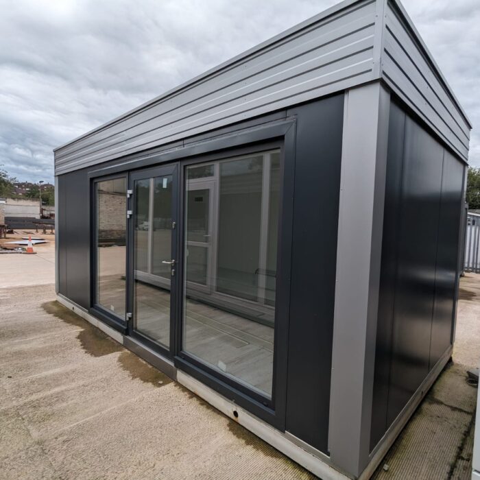 MODULAR OFICINA / SALA DE EXPOSICION